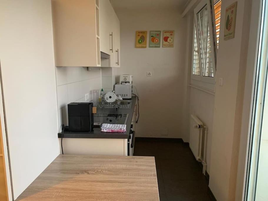Beautiful Studio 2 Minutes From The Train Station Apartment Lausanne Bagian luar foto